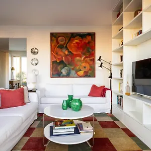 Life View With Terrace R&r Milano